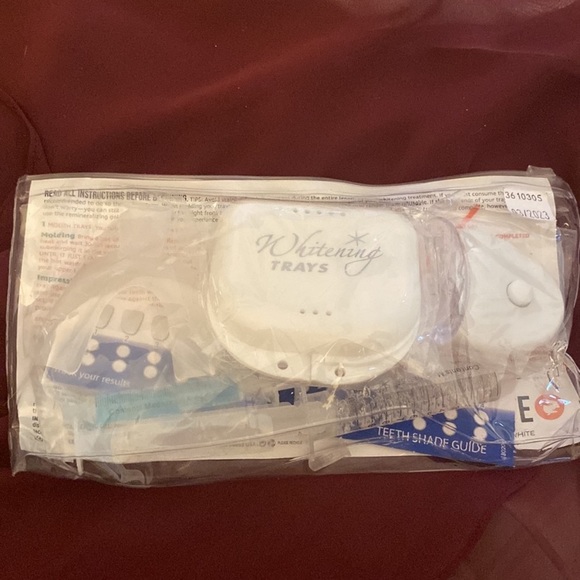 3/$135 Snapwhite “The Kit” Teeth Whitening Kit - Picture 2 of 2
